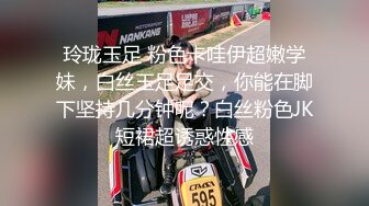  熟女人妻 在家撅着大屁屁被大肉棒无套输出 无毛鲍鱼肥美