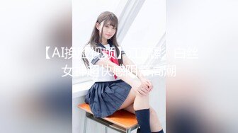 【新片速遞】 郑州Ts牧遥❤️ - 这个狗太骚了，把黑丝都乱舔挂丝了：来，舔妈妈的丝袜脚好不好，你知道别的狗狗都在羡慕你吗，羡慕你舔妈妈的黑丝。