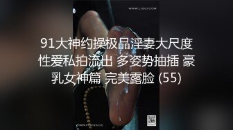 后入骚逼蜜桃臀，骚逼想要玩3p