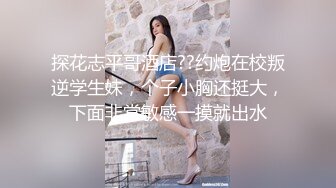 【海角淫母大神】我有一个单亲骚妈妈 骚妈带着后爸来房里半夜做爱 弄的整夜睡不着 早上偷拍酣畅淋漓后的两人