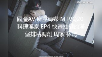  清纯大奶小女友吃鸡 这脸蛋这表情看看都享受 不要被了