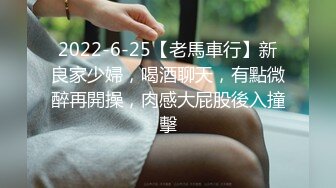 2024一月最新流出❤️巅峰视角系列⭐商场女厕全景露脸后拍商场工作人员小妹和同事报告厕所发现了什么